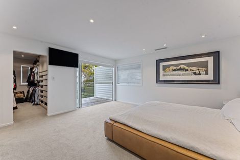 Photo of property in 15 The Strand, Takapuna, Auckland, 0622