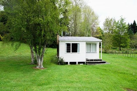 Photo of property in 52 Ward Street, Raetihi, 4632