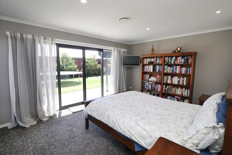 Photo of property in 9 Whiteoak Grove, Tinwald, Ashburton, 7700