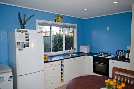 Photo of property in 2/33 Egremont Street, Belmont, Auckland, 0622