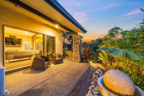 Photo of property in 41 Mount Marua Way, Timberlea, Upper Hutt, 5018