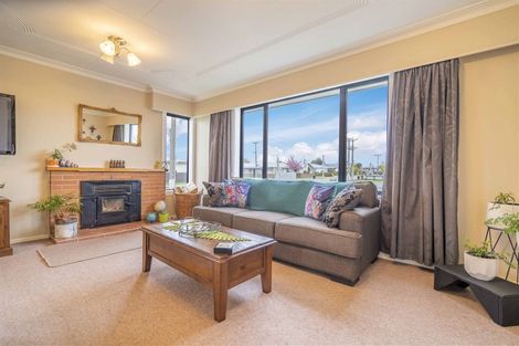 Photo of property in 137 Edinburgh Crescent, Waikiwi, Invercargill, 9810