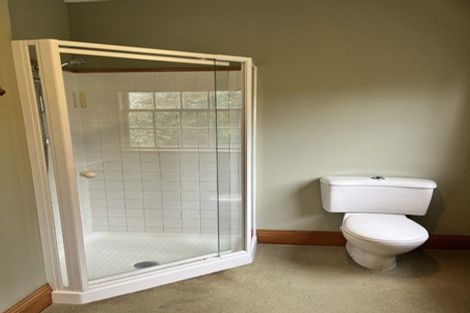 Photo of property in 18 Glenvar Ridge Road, Long Bay, Auckland, 0630