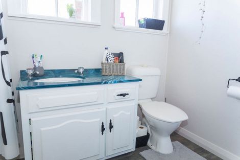 Photo of property in 17 Claudius Street, Dannevirke, 4930