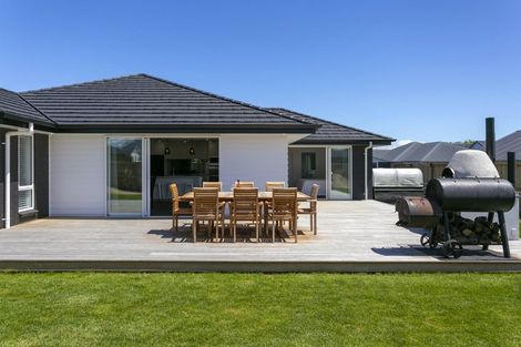 Photo of property in 18 Harakeke Drive, Wharewaka, Taupo, 3330