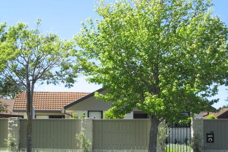 Photo of property in 56 Dunbarton Street, Redwood, Christchurch, 8051