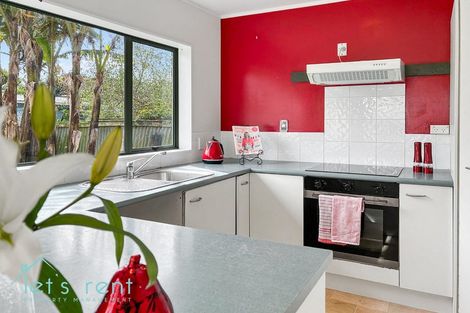 Photo of property in 1/150 Rosebank Road, Avondale, Auckland, 1026