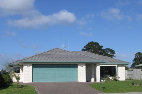 Photo of property in 322 Grenada Street, Papamoa Beach, Papamoa, 3118