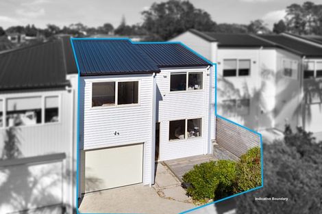 Photo of property in 24b Pipitea Place, Massey, Auckland, 0614