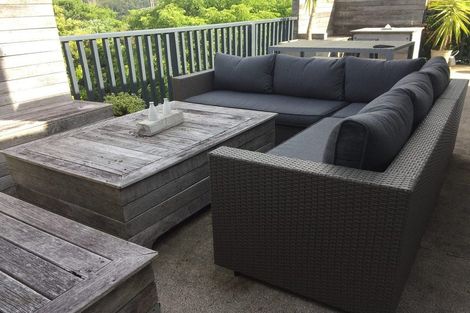 Photo of property in 2a Hammond Avenue, Hatfields Beach, Orewa, 0931