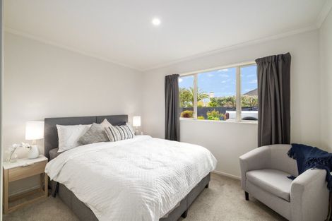Photo of property in 6 Saint Keverne Close, Burwood, Christchurch, 8083