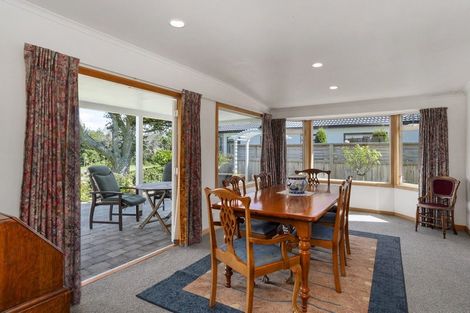 Photo of property in 5 Ashwood Grove, Omokoroa, 3114