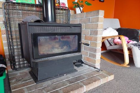 Photo of property in 17d Thames Street, Welbourn, New Plymouth, 4310