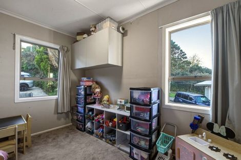 Photo of property in 17 Mountain Road, Western Heights, Rotorua, 3015