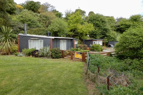 Photo of property in 10 Bute Street, Moeraki, 9482