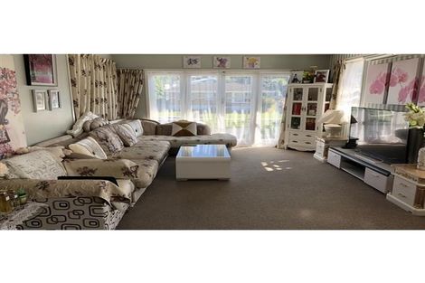 Photo of property in 26 Rotoiti Avenue, Pakuranga Heights, Auckland, 2010