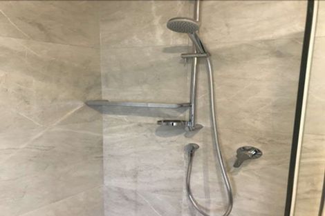 Photo of property in 2 Veneta Close, Flat Bush, Auckland, 2019