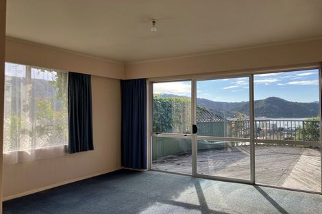 Photo of property in 35 Otago Street, Picton, 7220