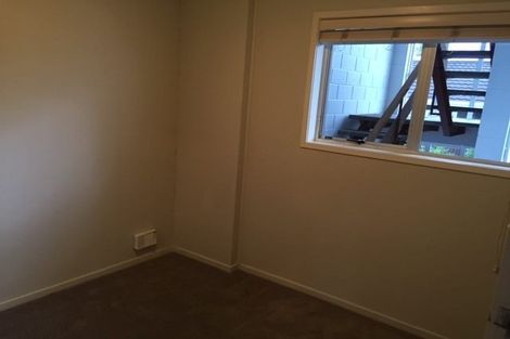 Photo of property in 2/103 Vauxhall Road, Narrow Neck, Auckland, 0624