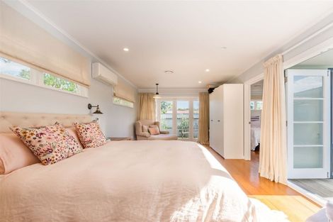 Photo of property in 1 Hemara Street, Waikanae Beach, Waikanae, 5036