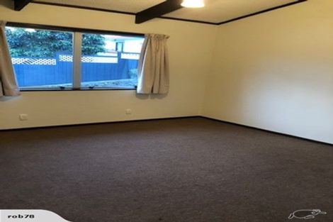 Photo of property in 76 Resolution Road, Welcome Bay, Tauranga, 3112