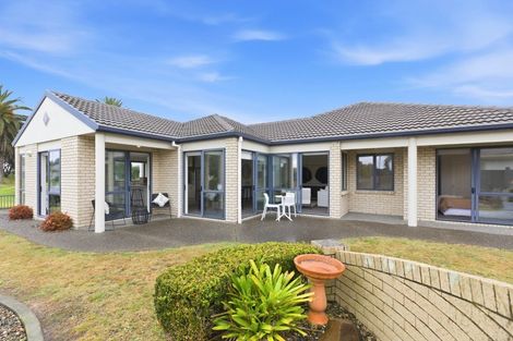 Photo of property in 2 Beachwater Drive, Papamoa Beach, Papamoa, 3118