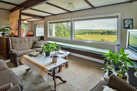 Photo of property in 564 Swamp Road, Puketapu, Napier, 4183