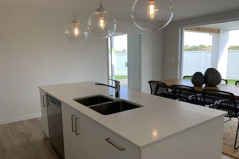 Photo of property in 41 Saint Pauls Drive, Brookfield, Tauranga, 3110