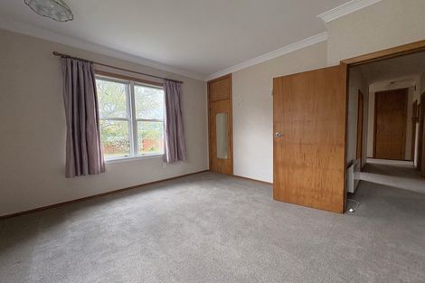 Photo of property in 70 Pine Avenue, Ebdentown, Upper Hutt, 5018