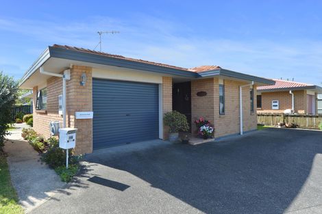 Photo of property in 16 Simons Street, Kensington, Whangarei, 0112