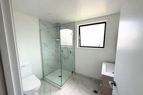 Photo of property in 10/172 Don Buck Road, Massey, Auckland, 0614