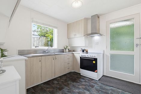 Photo of property in 140b Queen Street, Waiuku, 2123