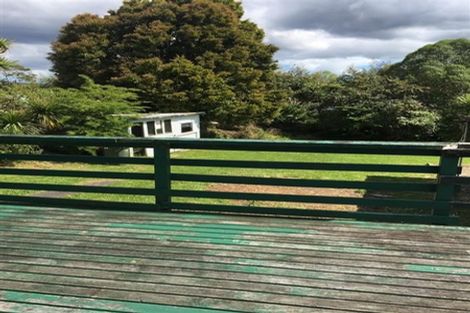 Photo of property in 26 Kingdale Road, Henderson, Auckland, 0610