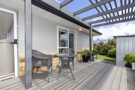 Photo of property in 5a Nathan Avenue, Paraparaumu Beach, Paraparaumu, 5032