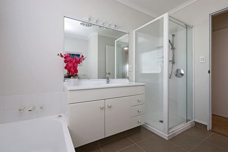 Photo of property in 3 Aintree Place, Taradale, Napier, 4112