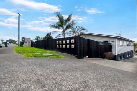 Photo of property in 2/54 Ruawai Road, Mount Wellington, Auckland, 1060