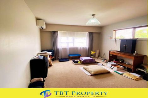 Photo of property in 1/22 Boundary Road, Blockhouse Bay, Auckland, 0600