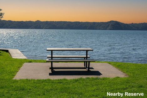 Photo of property in 32 Wharetoroa Drive, Rotoiti Forest, Rotorua, 3074