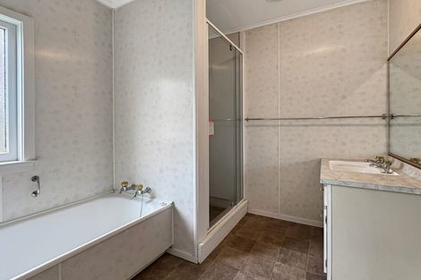 Photo of property in 70 Humber Street, Rongotea, 4476