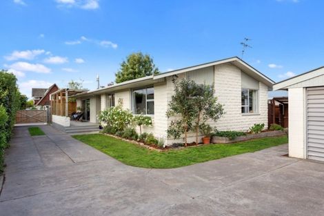 Photo of property in 10 Douglas Street, Rangiora, 7400