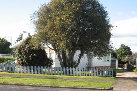Photo of property in 16 Friedlanders Road, Manurewa, Auckland, 2102
