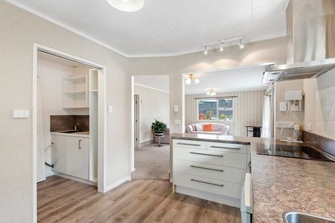 Photo of property in 12a Elwyn Crescent, Green Island, Dunedin, 9018