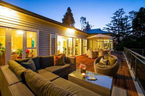 Photo of property in 331 Barrett Road, Omata, New Plymouth, 4374