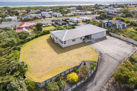 Photo of property in 153 Cornfoot Street, Castlecliff, Whanganui, 4501