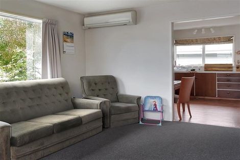 Photo of property in 1/4 Tracy Place, Redwood, Christchurch, 8051