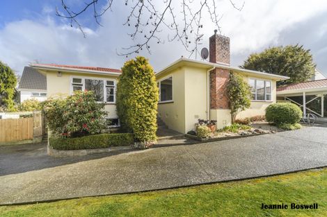 Photo of property in 86 Fitzroy Street, Terrace End, Palmerston North, 4410