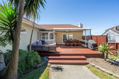 Photo of property in 1/22 Onepoto Road, Hauraki, Auckland, 0622