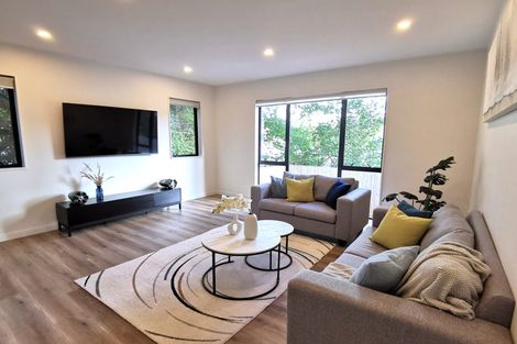 Photo of property in 57e Hogans Road, Glenfield, Auckland, 0629