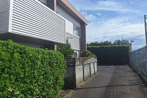 Photo of property in 14 Hoteo Avenue, Papatoetoe, Auckland, 2025
