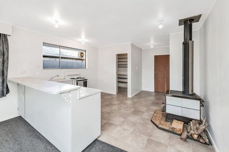 Photo of property in 8 Coates Place, Rangiora, 7400